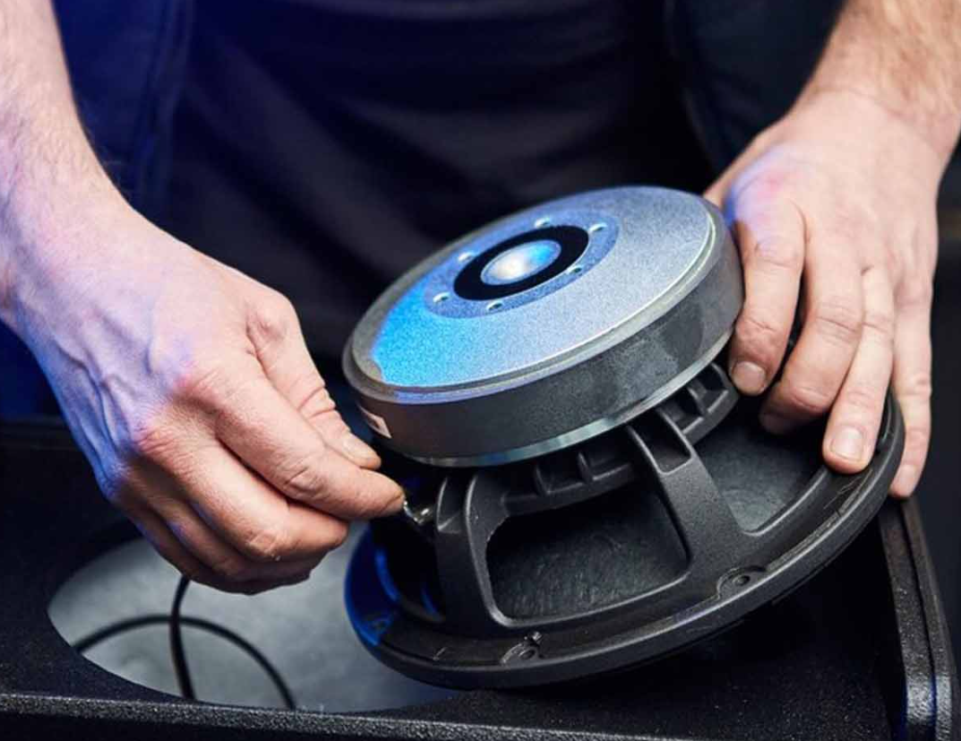 backup-sound-system-dalam-sepak-bola