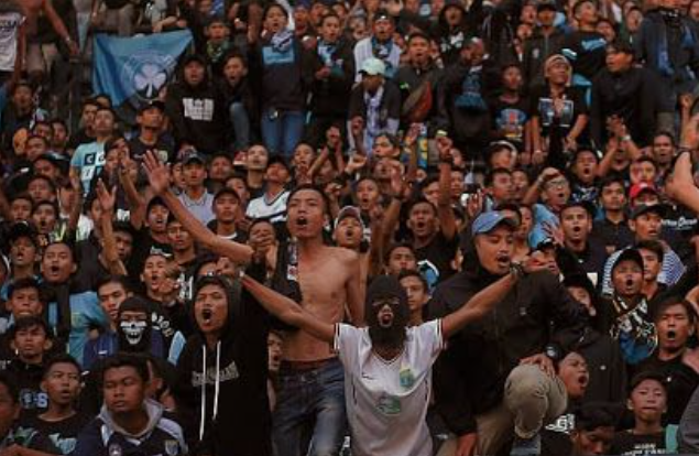 Supporter dalam Sepak Bola