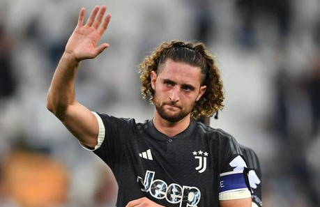 ac-milan-resmikan-perekrutan-adrien-rabiot