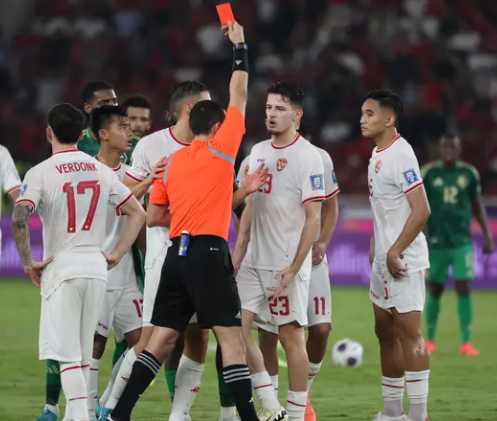 Kontroversi Kartu Merah Pemain Arab Saudi di Menit Ke-4