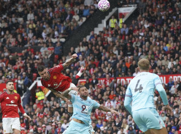 benjamin-sesko-diminta-unjuk-gigi-di-man-united