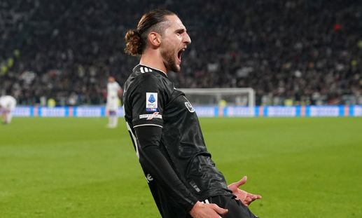 Adrien Rabiot Terkejut Saat AC Milan Ngebut di Serie A